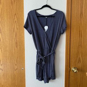 NWT Z Supply Claret Navy & White Stripe Romper L